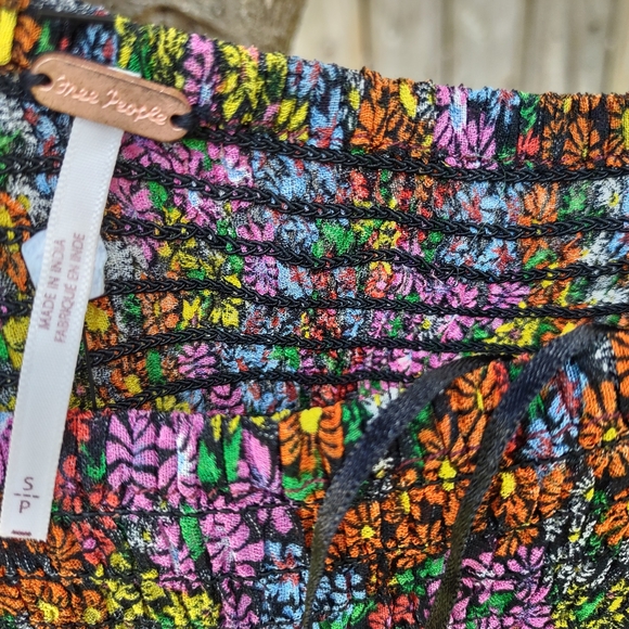 Free People Colorful Bohemian Floral Blouse Size Small - Picture 4 of 8